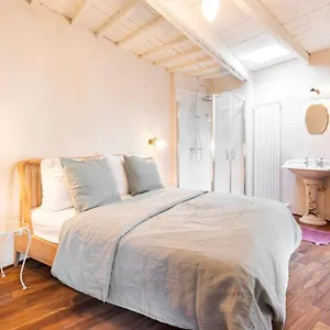 https://carriage-house-in-quiet-ecological-garden.hotelsghent.com